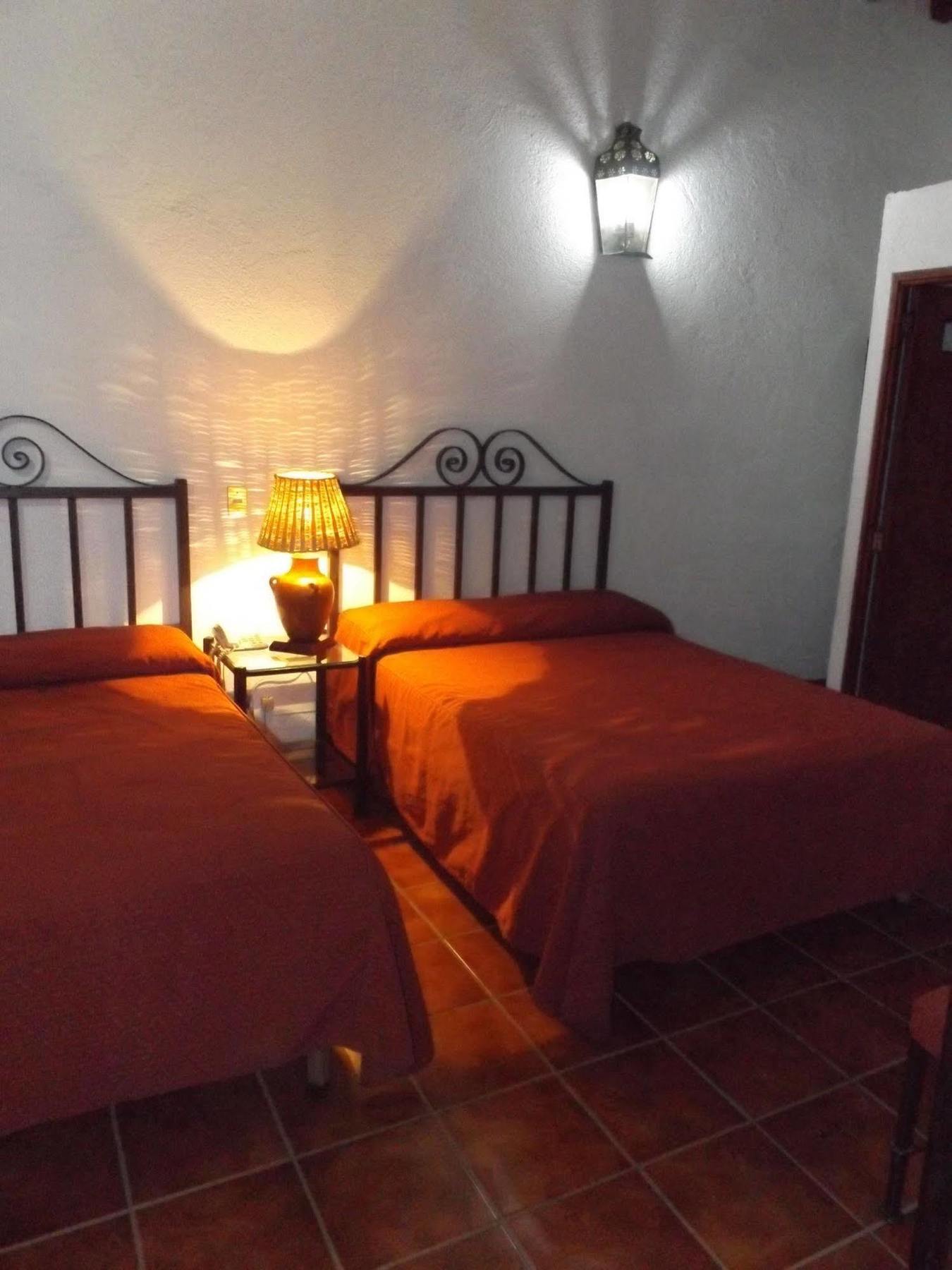 Capital O El Nito Posada Oaxaca Luaran gambar
